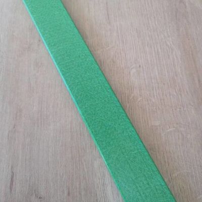 40x22x5mm C আকৃতির FRP U চ্যানেল মসৃণ পলিয়েস্টার ওড়না দিয়ে মোড়ানো অবিচ্ছেদ্য