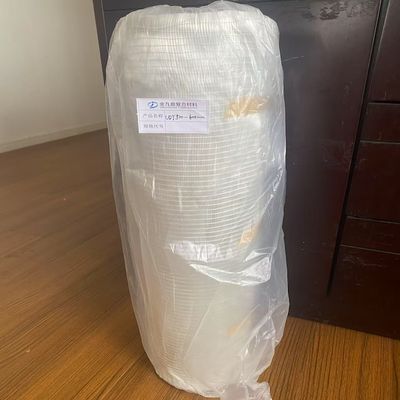 ইউডিটি গ্লাস ফাইবার একমুখী একক ওয়েফ কাপড় 550g/M2-600mm স্টোরেজ ট্যাঙ্কের জন্য গ্লাস রোভিং 1200 টেক্স সহ অ ধাতব সাদা